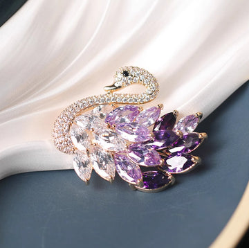 XSB169 - Gemstone Swan Saree Brooch
